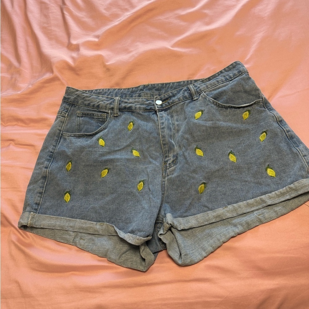 Lemon Print Shorts | size 2XL